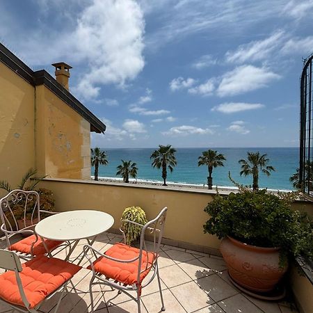 Guest House Bike & Relax Finale Ligure Eksteriør billede