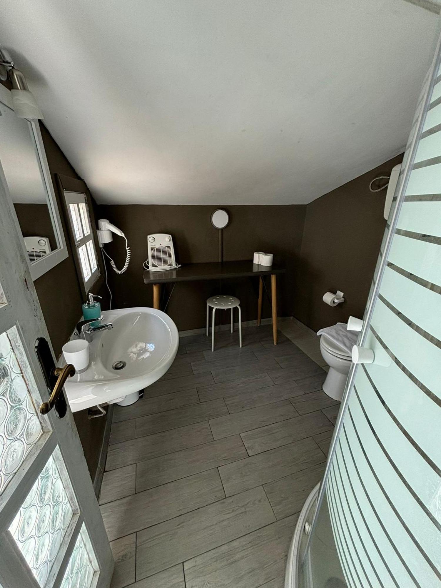Guest House Bike & Relax Finale Ligure Eksteriør billede