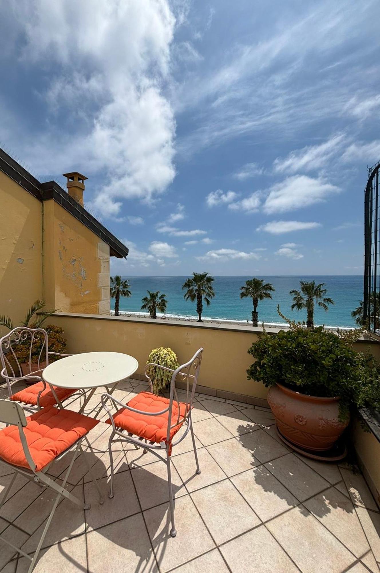 Guest House Bike & Relax Finale Ligure Eksteriør billede